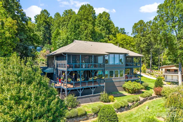 $1,575,000 | 159 Alta Circle, Hendersonville, NC 28739