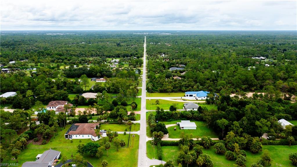 522 17th Street Southwest Naples, FL 34117 - Photo 3 of 48 a view of a city