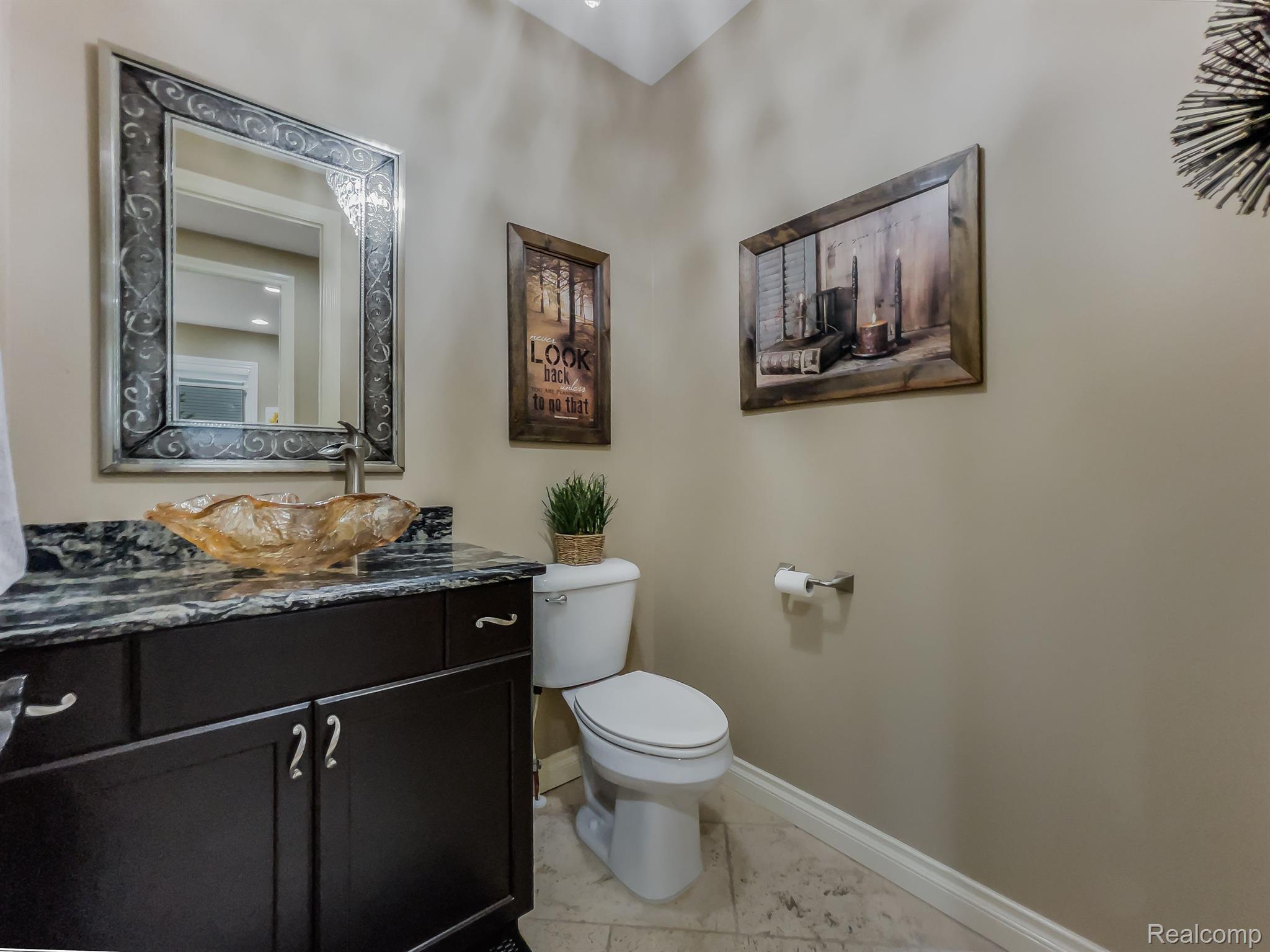8778 Inverness Washington, MI 48095 - Photo 26 of 56 Gallery Image 26
