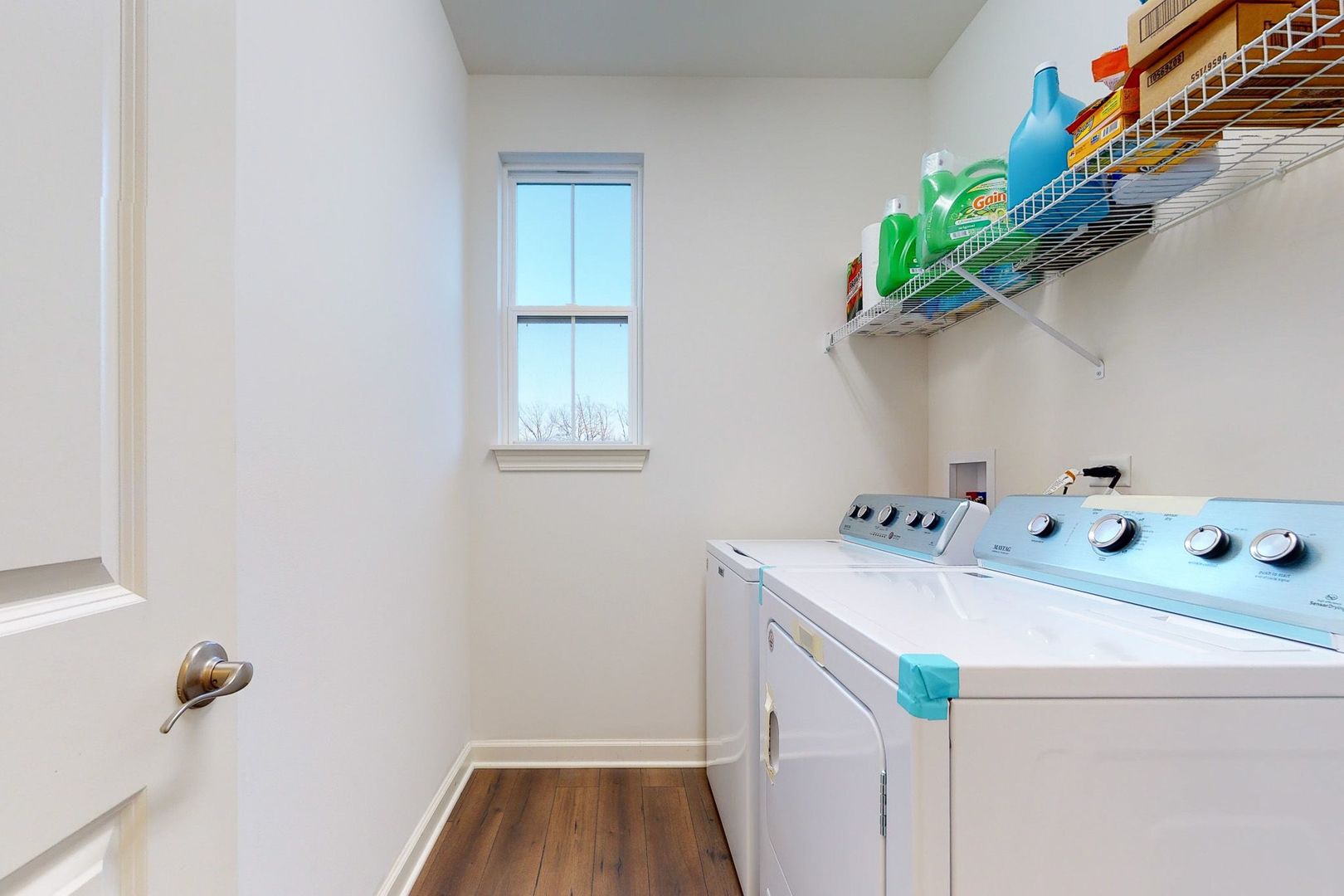 4362 Rudyard Kipling Road Elgin, IL 60124 - Photo 18 of 33 a utility room with dryer and washer