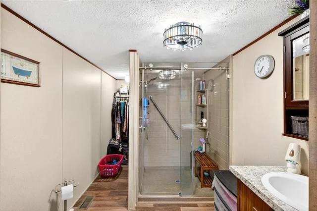 $300,000 | 15068 Southeast 105th Avenue, Summerfield, FL 34491