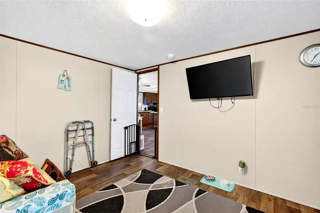 $300,000 | 15068 Southeast 105th Avenue, Summerfield, FL 34491