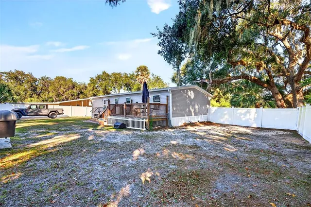 $300,000 | 15068 Southeast 105th Avenue, Summerfield, FL 34491