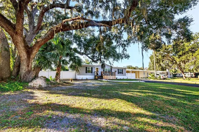 $300,000 | 15068 Southeast 105th Avenue, Summerfield, FL 34491