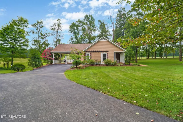 $475,000 | 2471 Rugby Pike, Jamestown, TN 38556