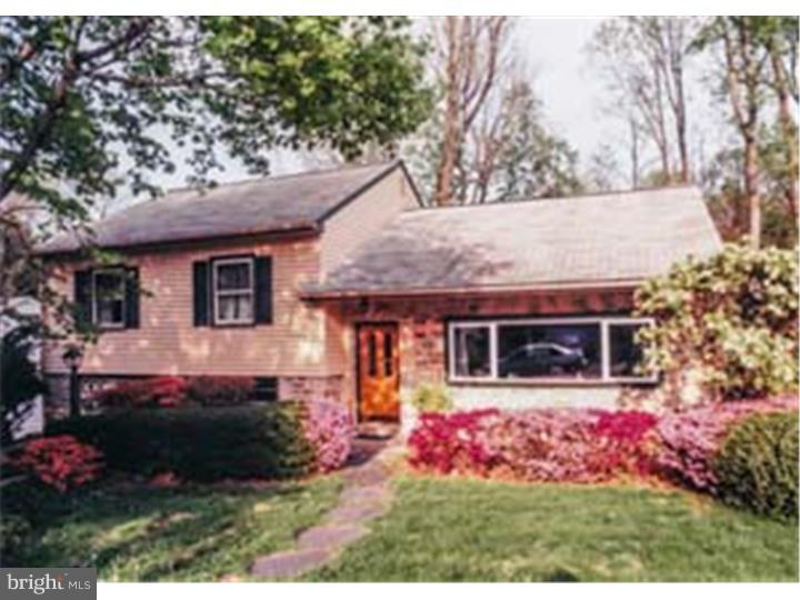 1041 Anna Road Huntingdon Valley, PA 19006 - Photo 2 of 23 Exterior Front