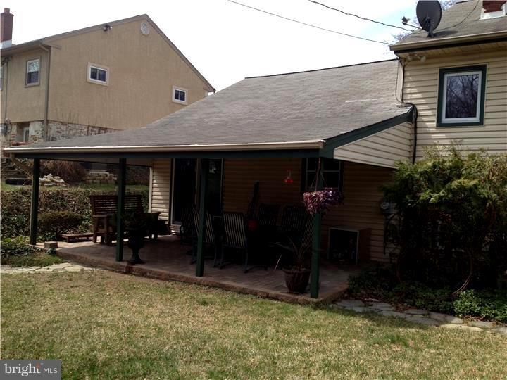 1041 Anna Road Huntingdon Valley, PA 19006 - Photo 18 of 23 Exterior Back