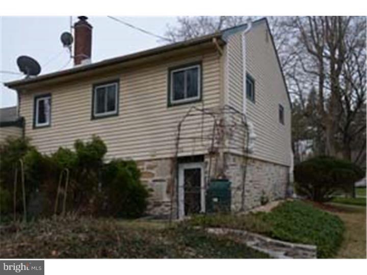 1041 Anna Road Huntingdon Valley, PA 19006 - Photo 21 of 23 Exterior Back