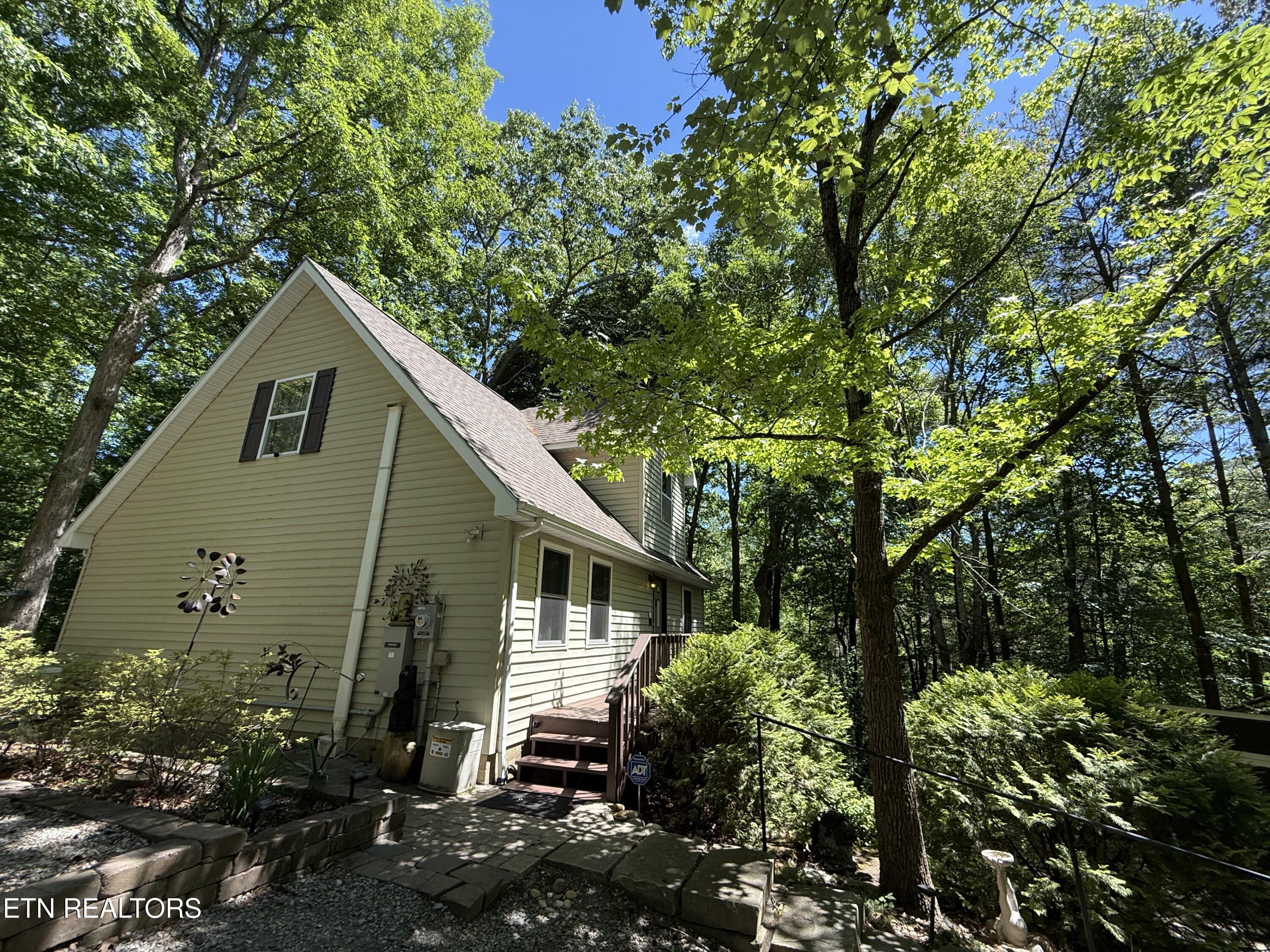 4039 Barb Hollow Road Walland, TN 37886 - Photo 8 of 46 Entryway