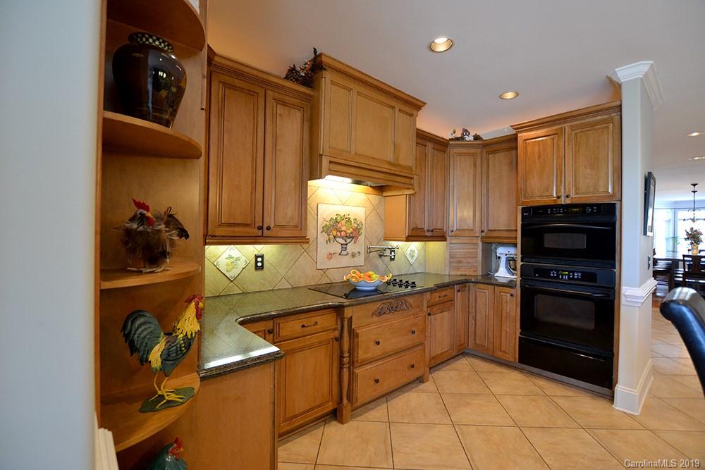 1442 Barron Point Road Rock Hill, SC 29732 - Photo 11 of 29 Gallery Image 11