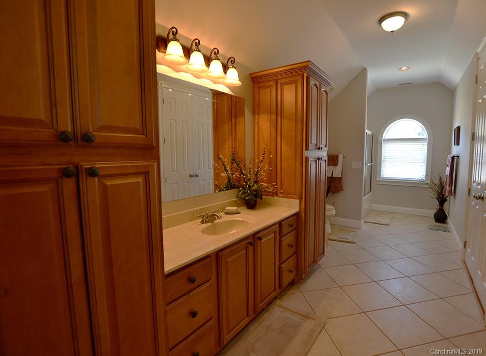 1442 Barron Point Road Rock Hill, SC 29732 - Photo 24 of 29 Gallery Image 24