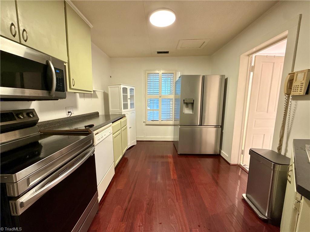 7147 Old 421 Road Liberty, NC 27298 - Photo 11 of 23