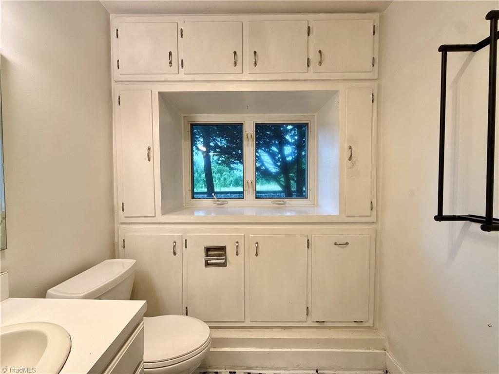 7147 Old 421 Road Liberty, NC 27298 - Photo 15 of 23