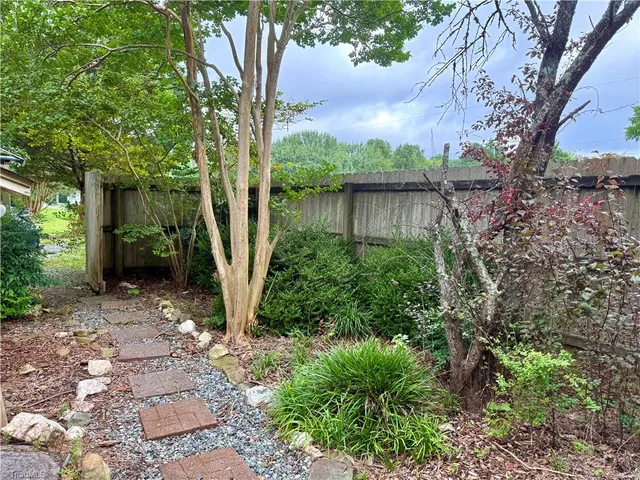 $150,000 | 7147 Old 421 Road, Liberty, NC 27298