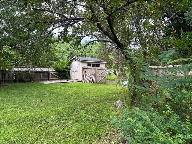 $150,000 | 7147 Old 421 Road, Liberty, NC 27298