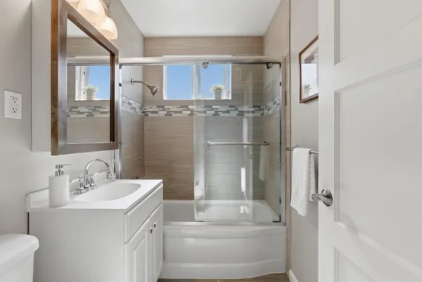 $1,098,888 | 864 Alta Loma Drive, South San Francisco, CA 94080