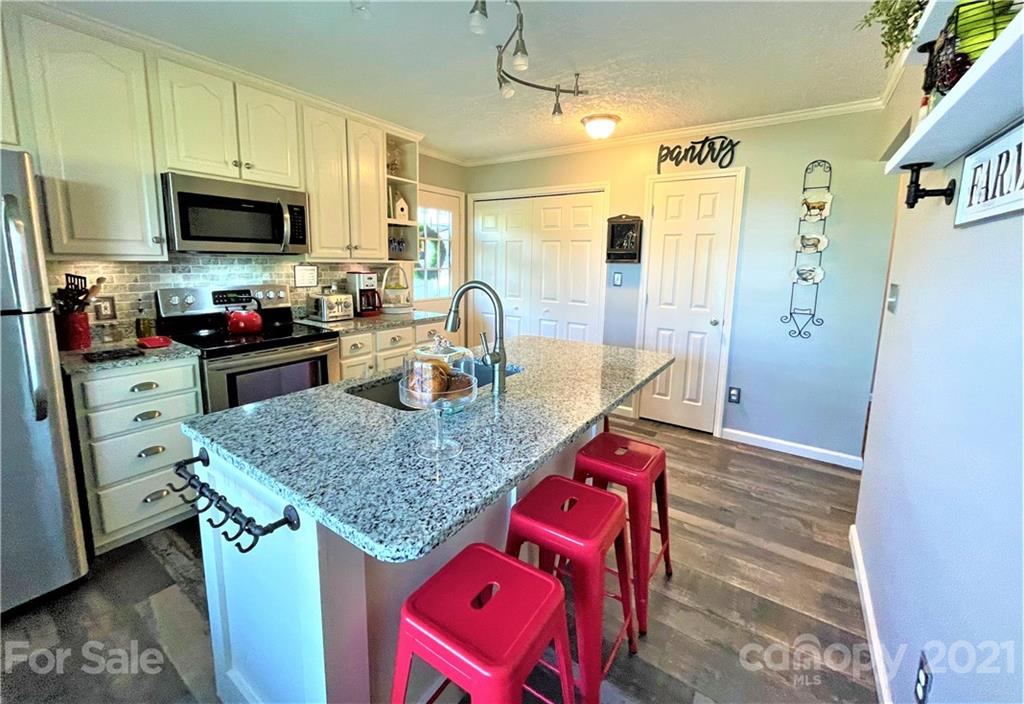 7123 Oak Ridge Church Road Connelly Springs, NC 28612 - Photo 16 of 28 Gallery Image 16