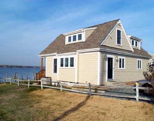 17 Edith Road Narragansett, RI 02882 - Photo 1 of 5 Exterior Front.