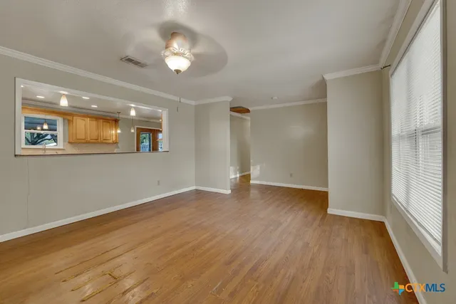 $684,999 | 311 Weiss Road, New Braunfels, TX 78130