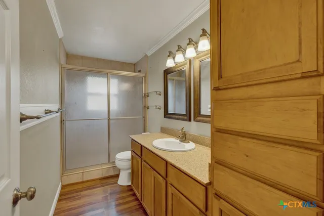 $684,999 | 311 Weiss Road, New Braunfels, TX 78130