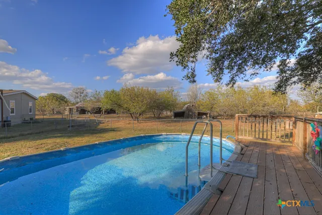 $684,999 | 311 Weiss Road, New Braunfels, TX 78130