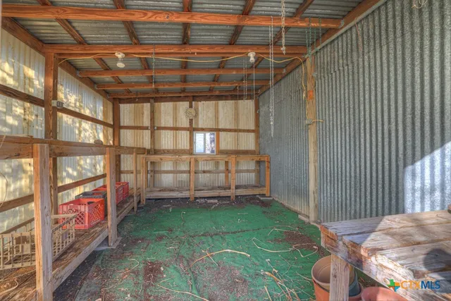 $684,999 | 311 Weiss Road, New Braunfels, TX 78130