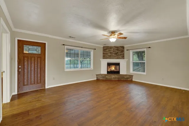 $684,999 | 311 Weiss Road, New Braunfels, TX 78130