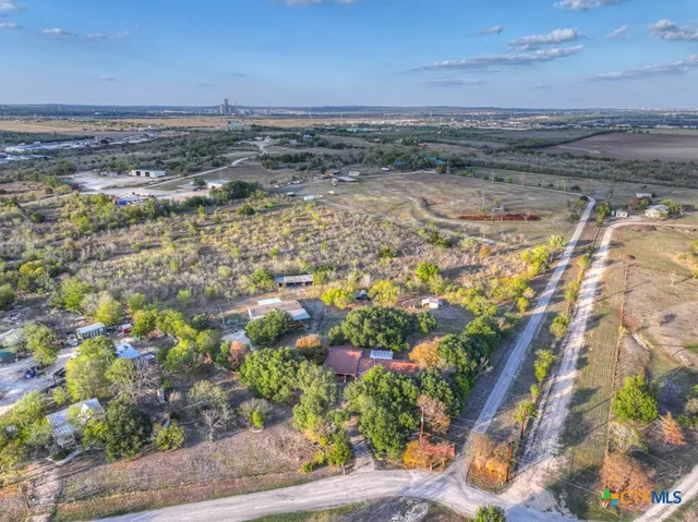 $684,999 | 311 Weiss Road, New Braunfels, TX 78130