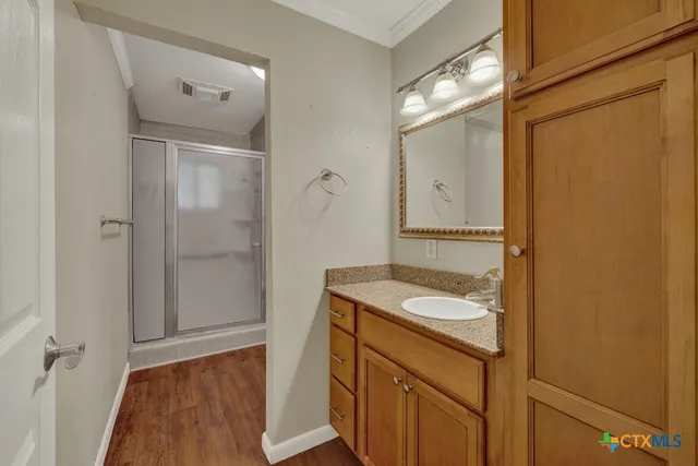 $684,999 | 311 Weiss Road, New Braunfels, TX 78130