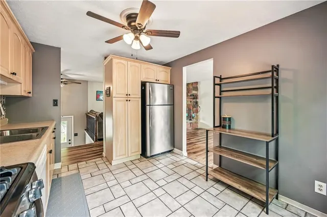 $250,000 | 1370 Coronado Drive, Hermitage, PA 16148