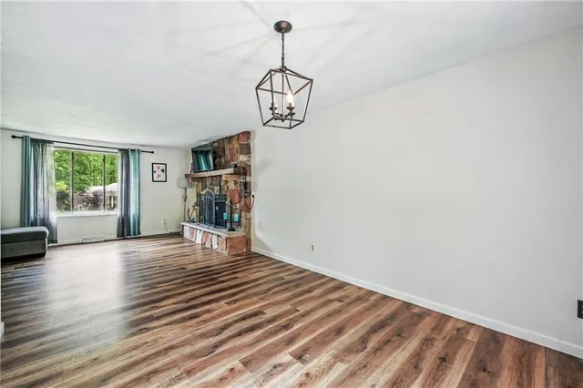 $250,000 | 1370 Coronado Drive, Hermitage, PA 16148