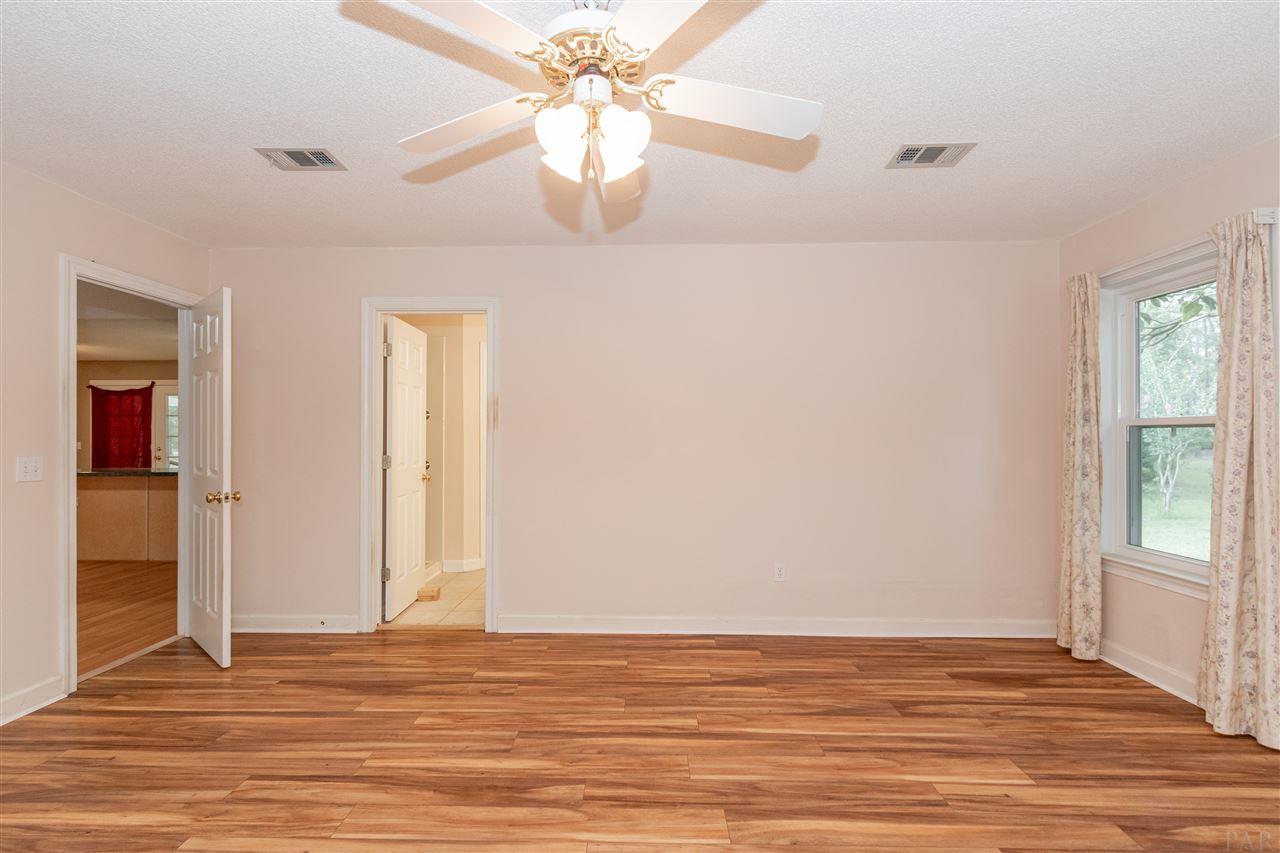 9890 Red Rock Road Milton, FL 32570 - Photo 14 of 36 Gallery Image 14