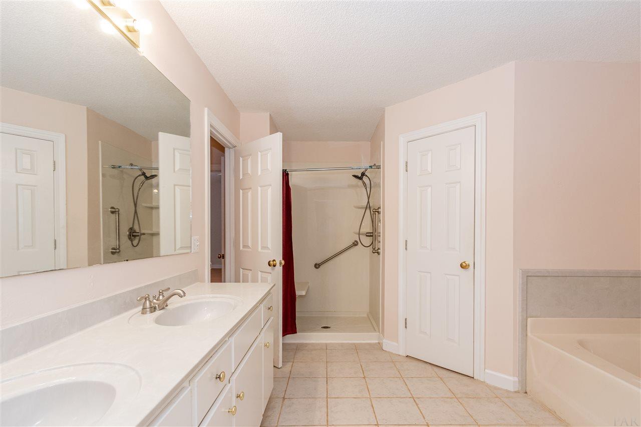9890 Red Rock Road Milton, FL 32570 - Photo 16 of 36 Gallery Image 16