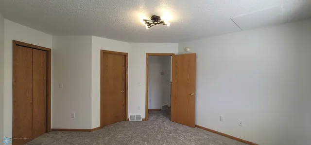 $239,900 | 3334 10th Street South, Moorhead, MN 56560