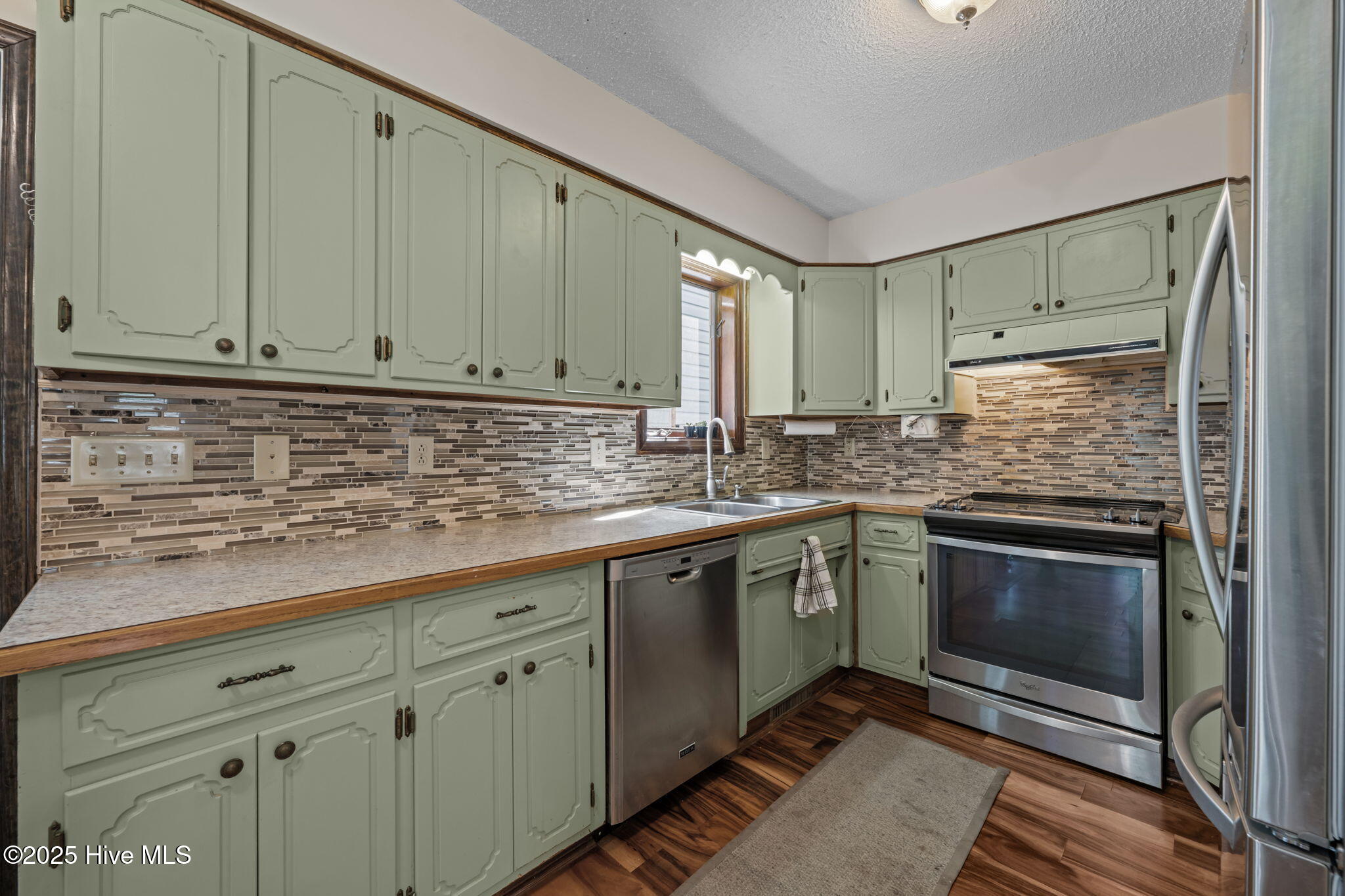 102 Spring Ridge Court New Bern, NC 28562 - Photo 17 of 43 34-web-or-mls-DSC_4853
