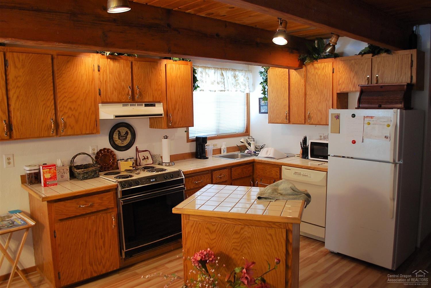53330 Holtzclaw Road La Pine, OR 97739 - Photo 7 of 22 Additional Photo