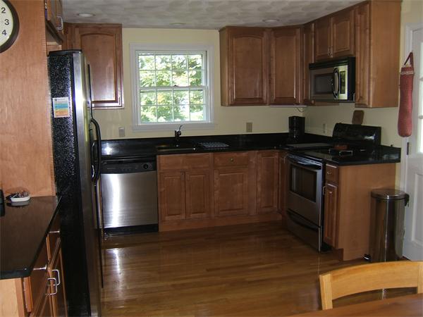9 Lake Street Middleton, MA 01949 - Photo 14 of 15 Gallery Image 14