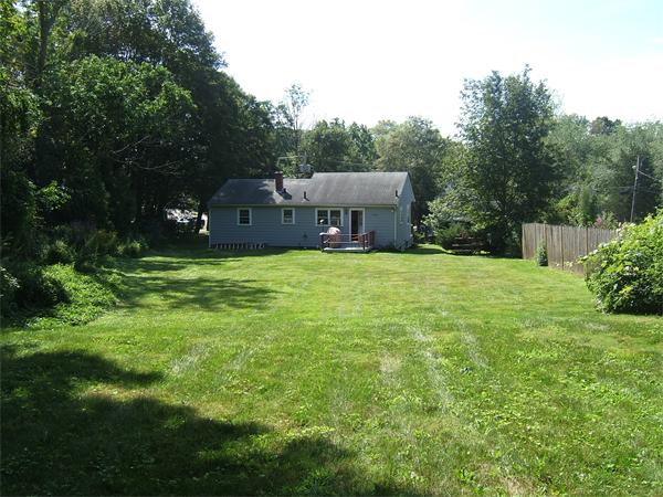 9 Lake Street Middleton, MA 01949 - Photo 9 of 15 Gallery Image 9