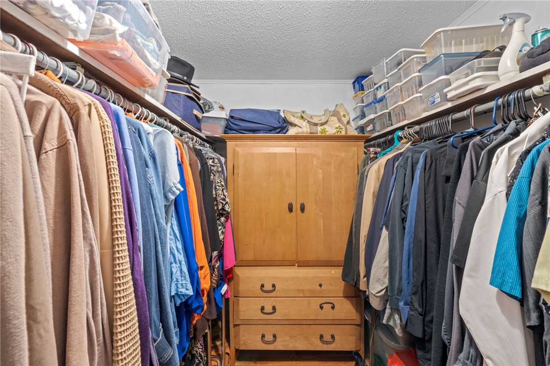 46 Azalea Drive Cranston, RI 02921 - Photo 33 of 50