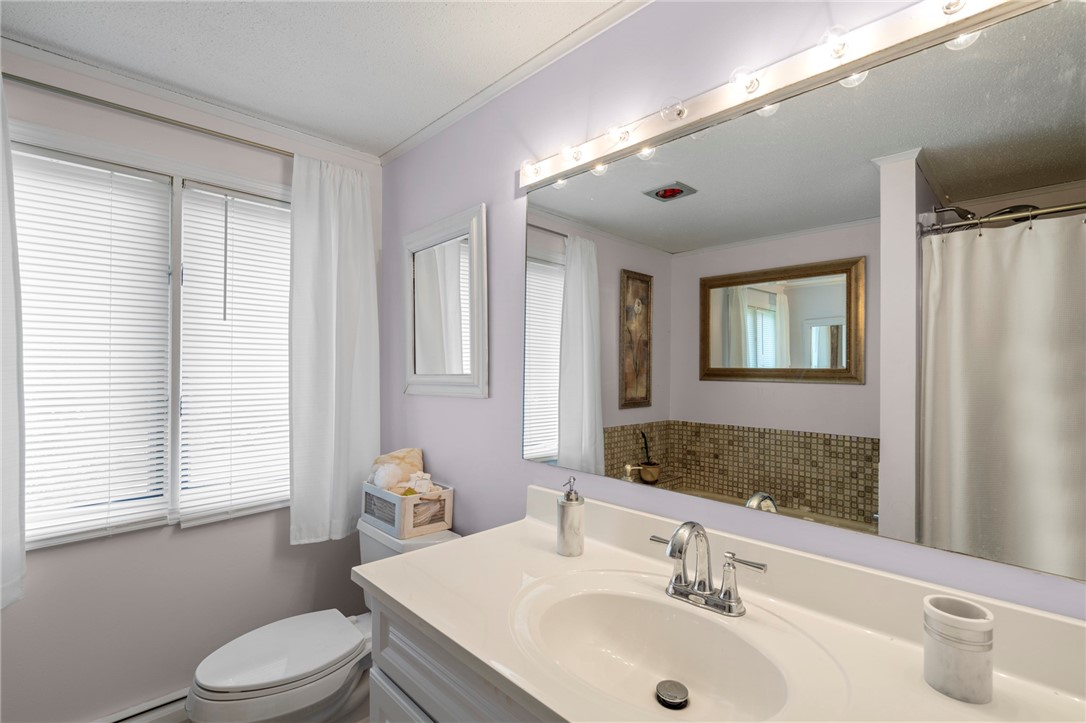 46 Azalea Drive Cranston, RI 02921 - Photo 35 of 50