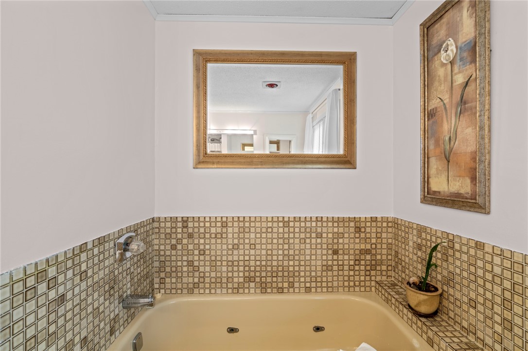 46 Azalea Drive Cranston, RI 02921 - Photo 36 of 50