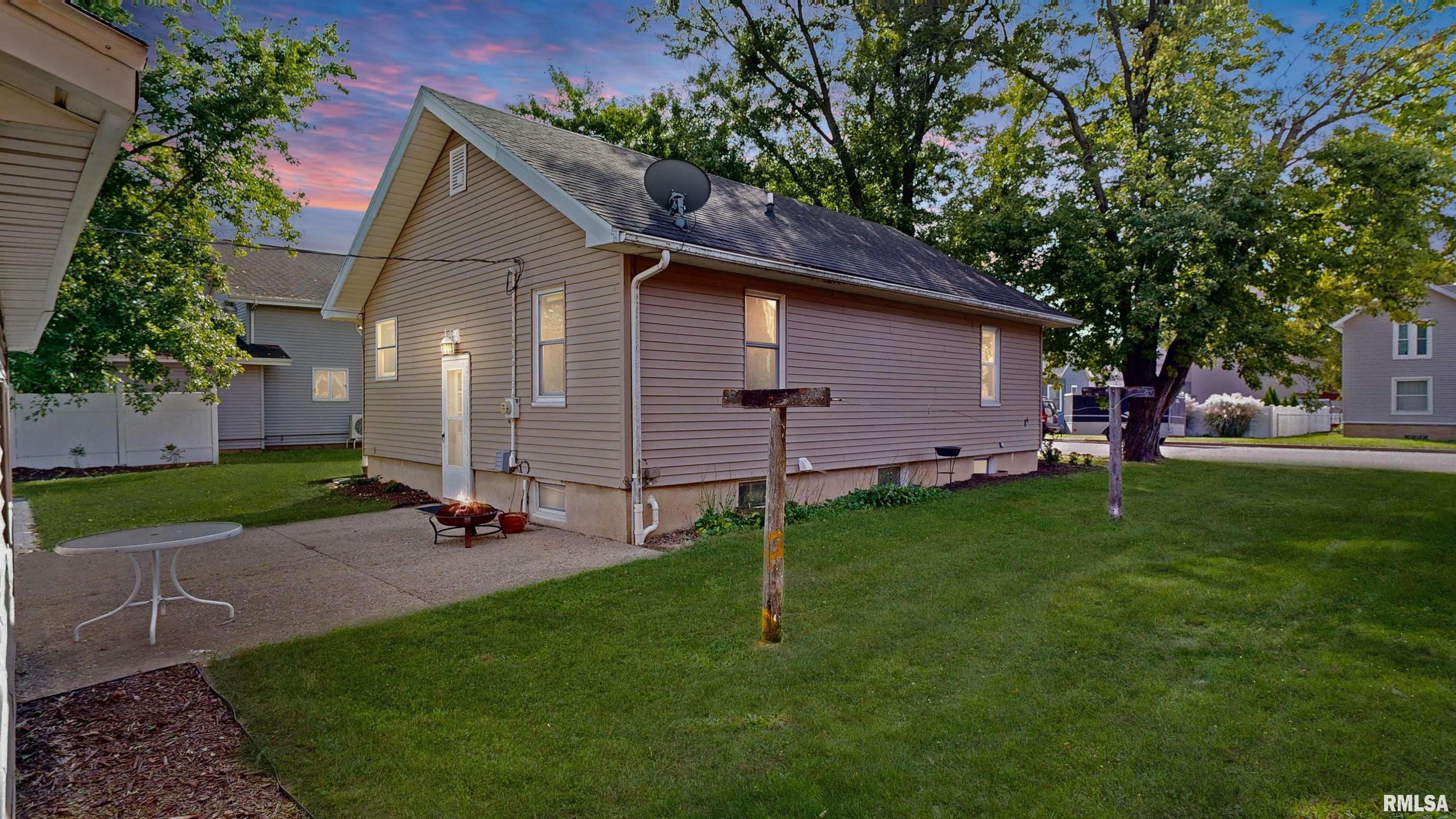 102 North 2nd Street Dunlap, IL 61525 - Photo 5 of 41 Gallery Image 5