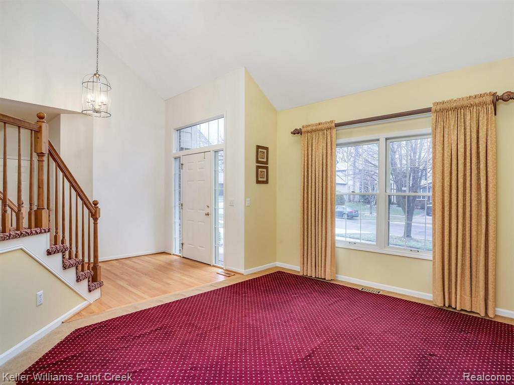 673 Lake Ridge Road Rochester Hills, MI 48307 - Photo 8 of 26