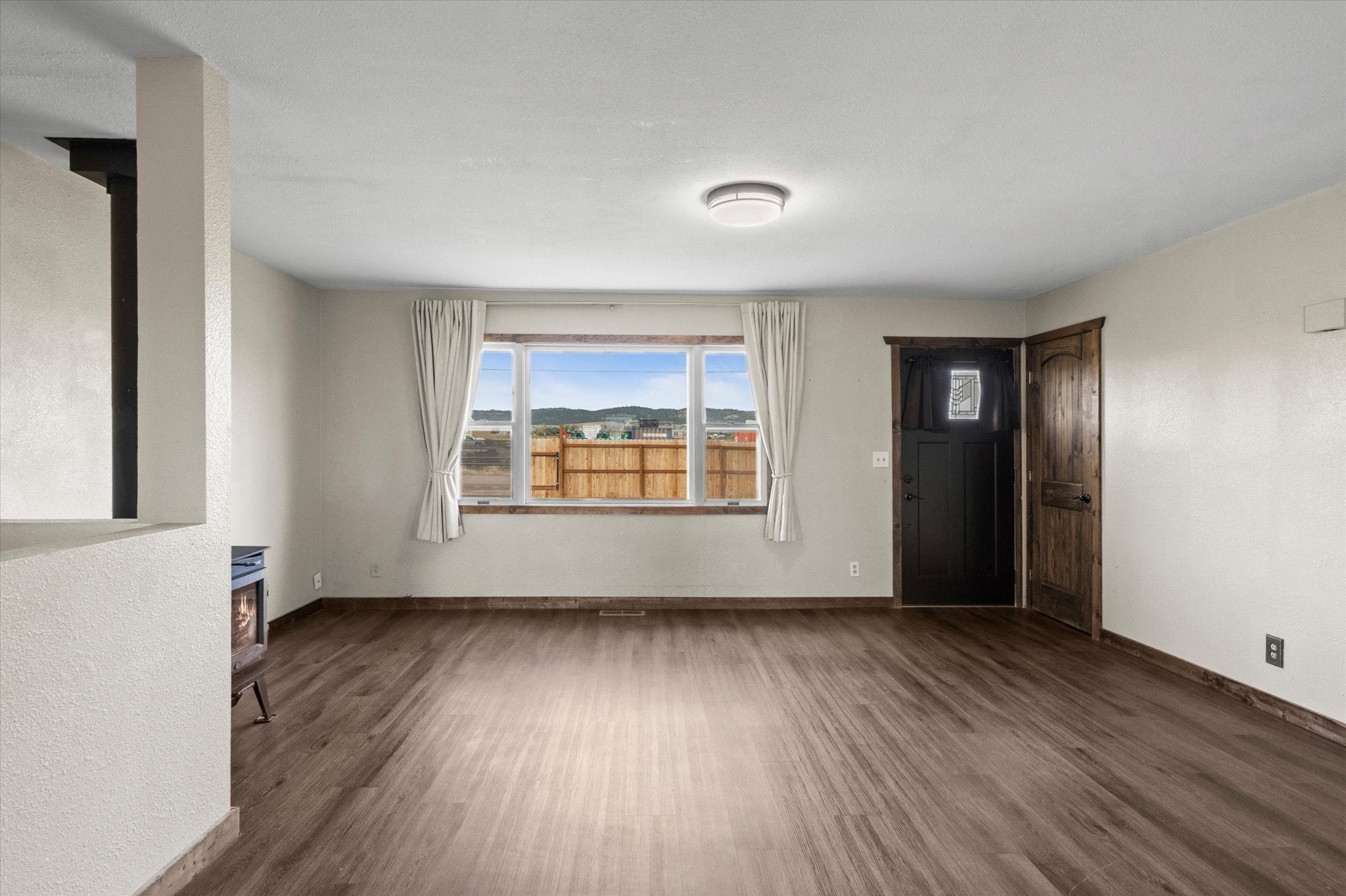407 Valleyview Road Helena, MT 59602 - Photo 3 of 34 Gallery Image 3