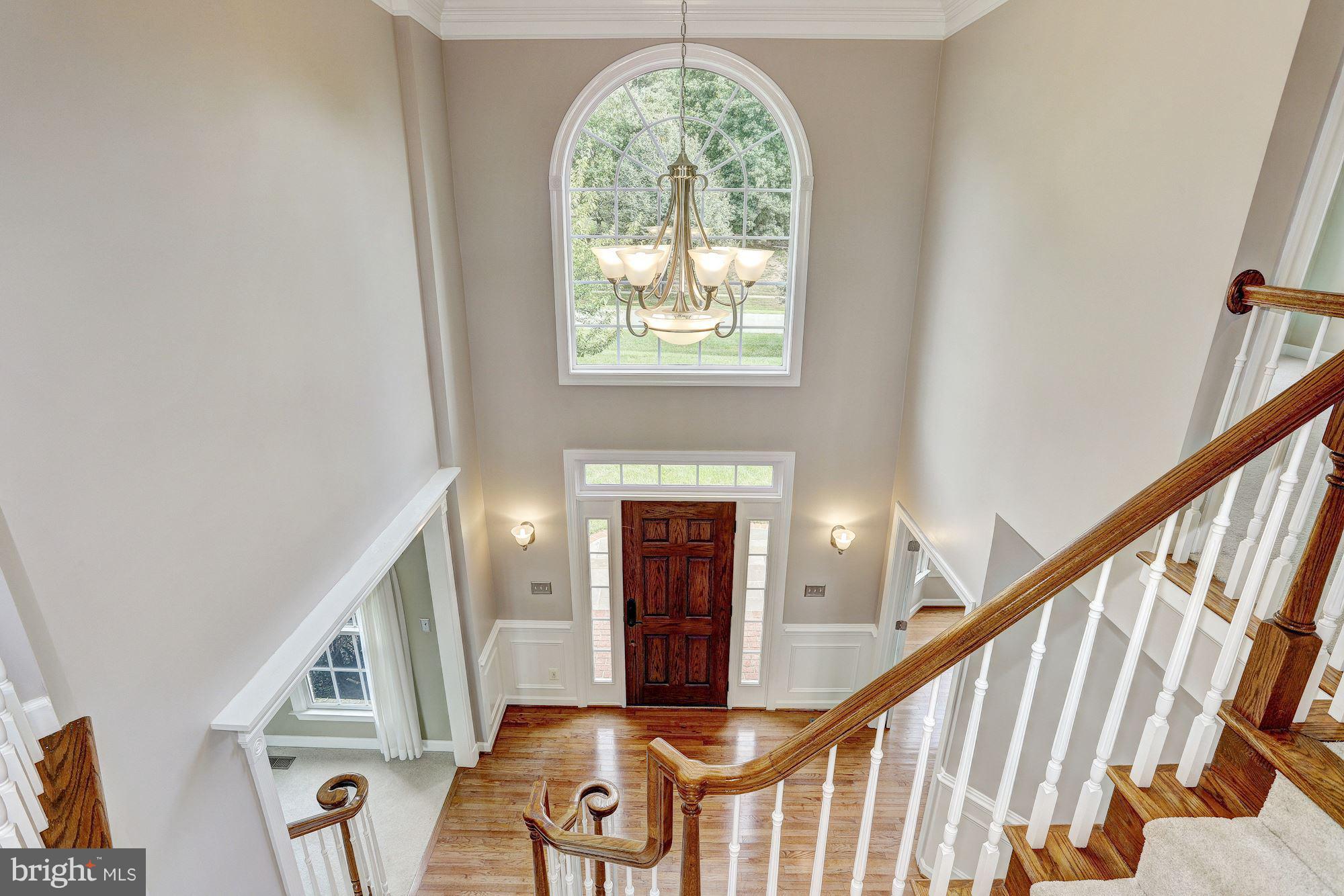 25118 Vista Ridge Road Laytonsville, MD 20882 - Photo 2 of 30 Two-Story Foyer