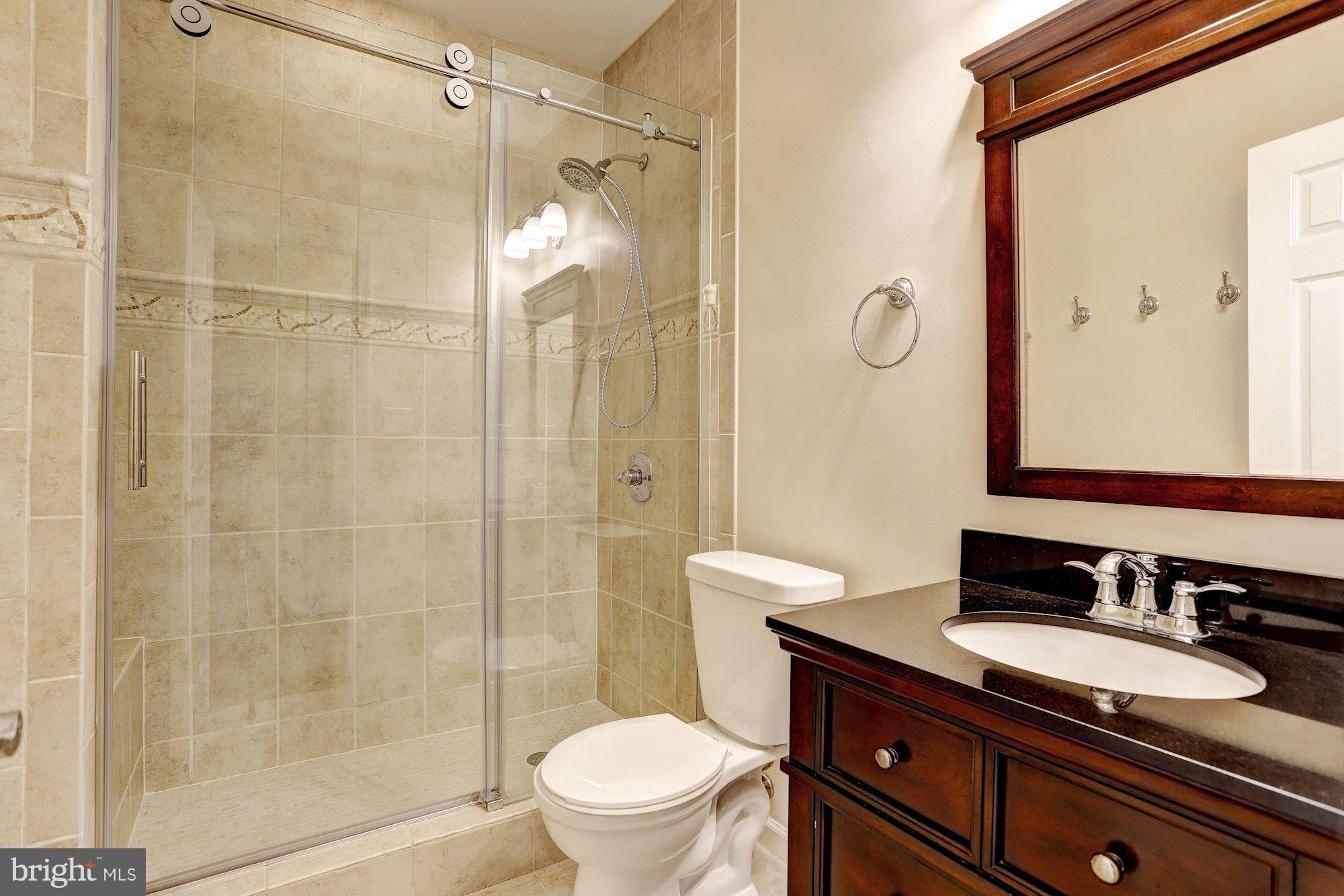 25118 Vista Ridge Road Laytonsville, MD 20882 - Photo 25 of 30 Full Bath
