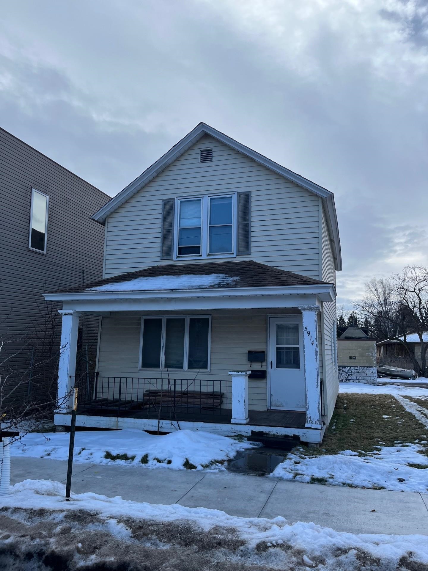 5914 Raleigh Street Duluth, MN 55807 - Photo 1 of 2 View of front facade featuring a porch