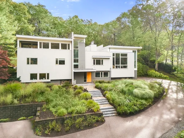 $2,595,000 | 41 Grove Street, Wayland, MA 01778