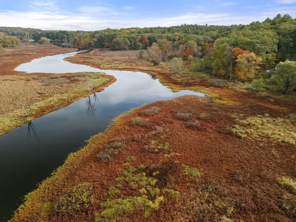 $2,595,000 | 41 Grove Street, Wayland, MA 01778