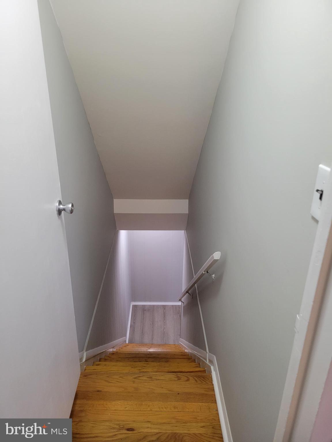 630 Kingston Road Baltimore, MD 21220 - Photo 26 of 34 a view of entryway